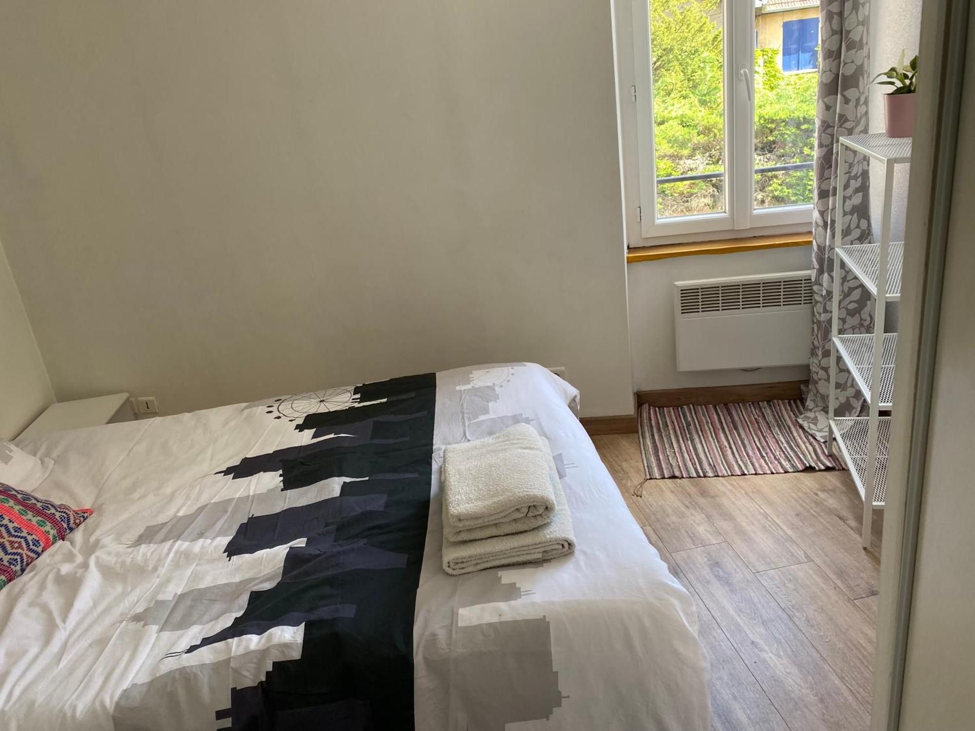 Haut De Jardin Dans Une Maison Dijon Dış mekan fotoğraf